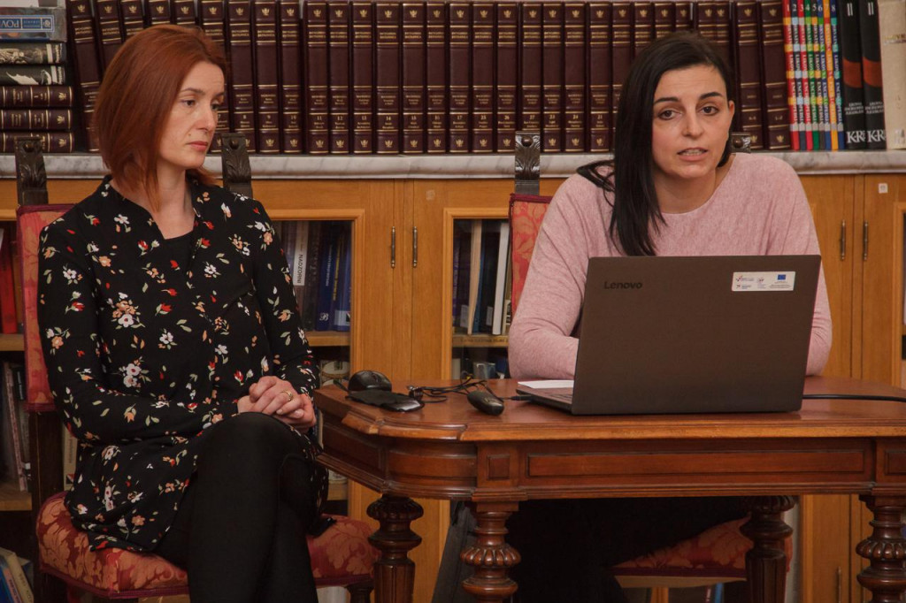 Tanja Galjuf i Jelena Marić održale interaktivno predavanje o Župskom glagoljskom zapisu
