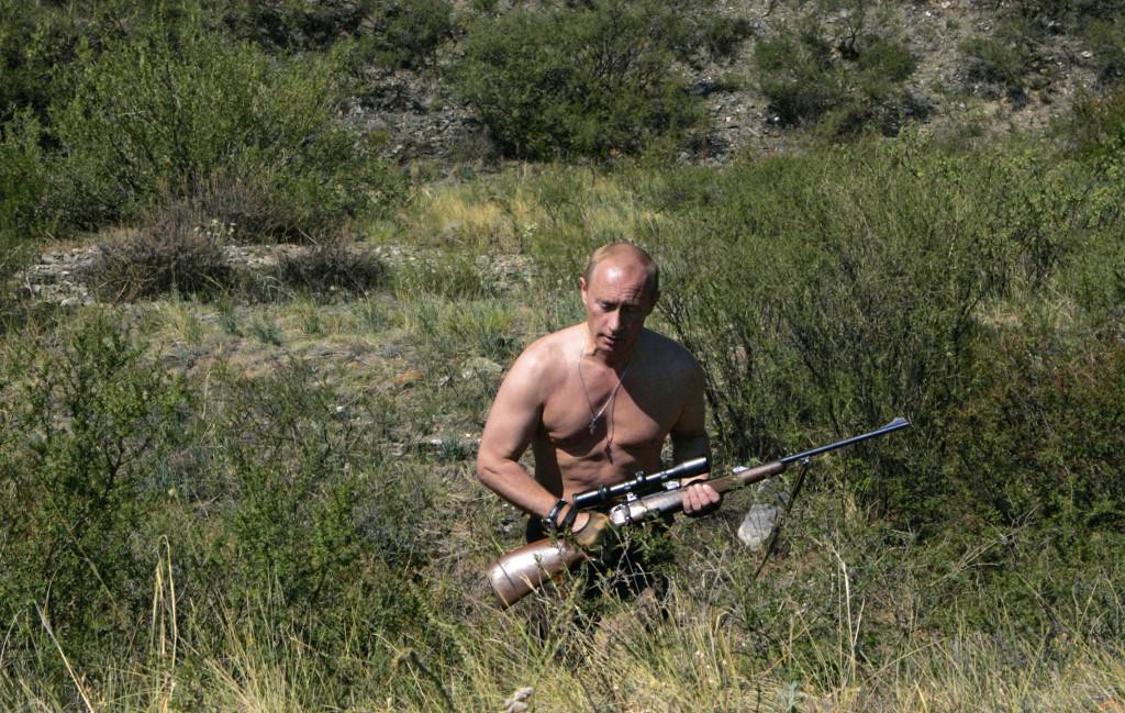 Ruski predsjednik uživa pokazivati goli torzo po Sibiru
