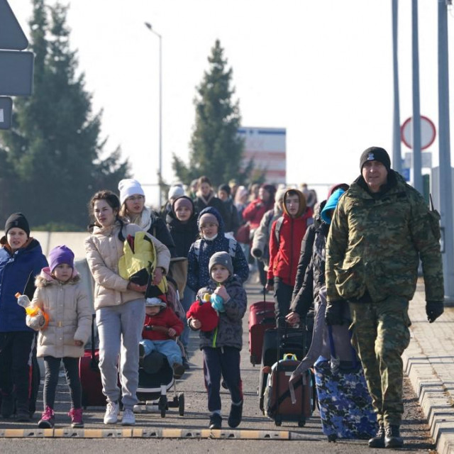 Za razliku od Poljske, u koju je već došlo 50 tisuća izbjeglica, u Hrvatsku ih je zasad stiglo tek desetak