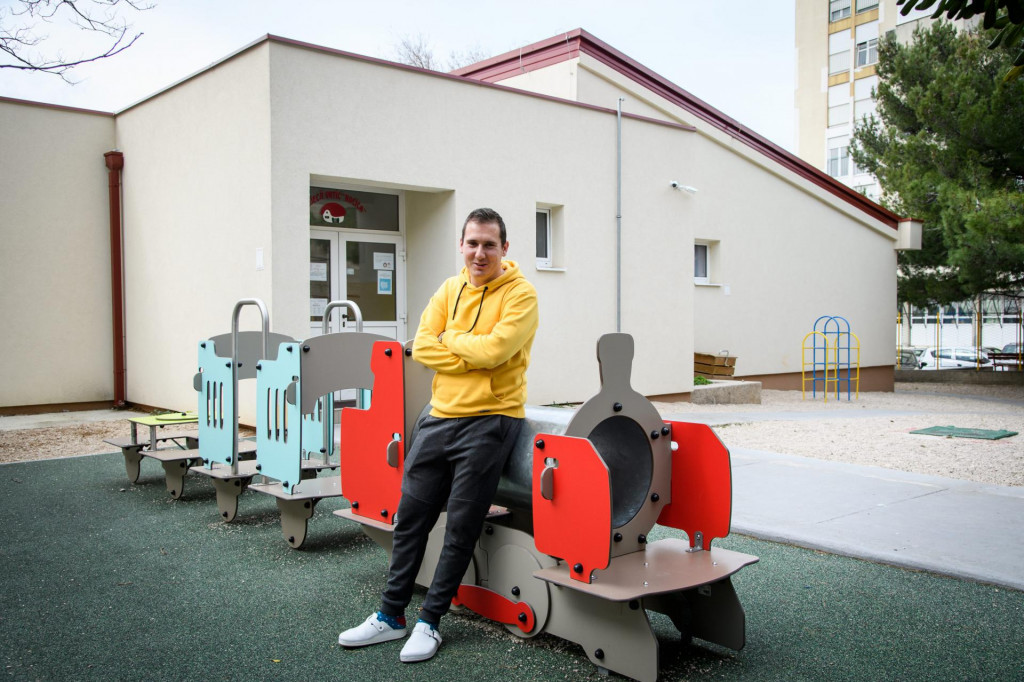 &lt;br /&gt;
Tomislav Junaković, odgojitelj u Dječjem vrtiću Kućica&lt;br /&gt;
 
