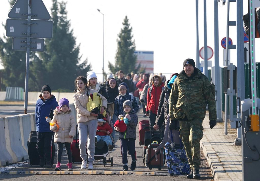 Za razliku od Poljske, u koju je već došlo 50 tisuća izbjeglica, u Hrvatsku ih je zasad stiglo tek desetak