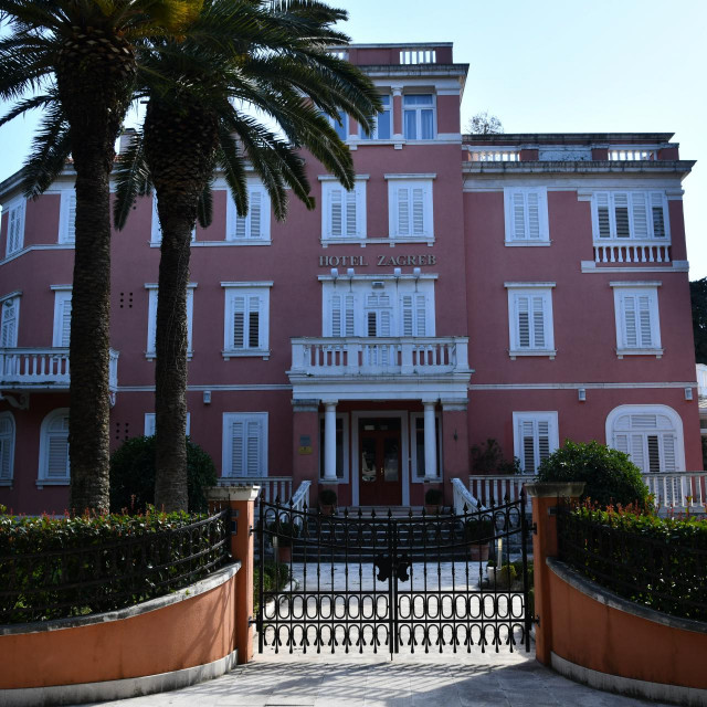 Hotel Zagreb u Dubrovniku, u vlasništvu ruskog poduzetnika Mikhaila Shelkova