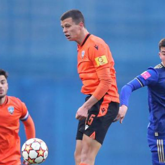 Mladi šibenski nogometaš Ivan Bikić debitirao protiv Dinama