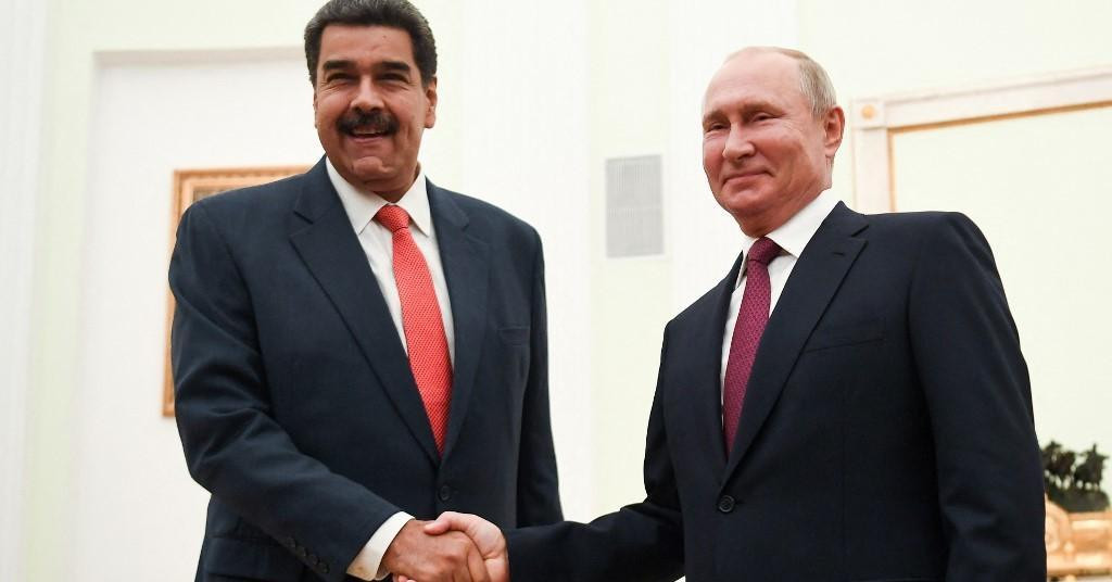 &lt;br /&gt;
Nicolas Maduro i Vladimir Putin