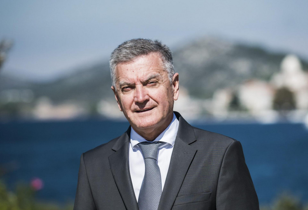 Šibenski gradonačelnik Željko Burić planira još jedno kreditno zaduženje, ovaj put od devet milijuna kuna