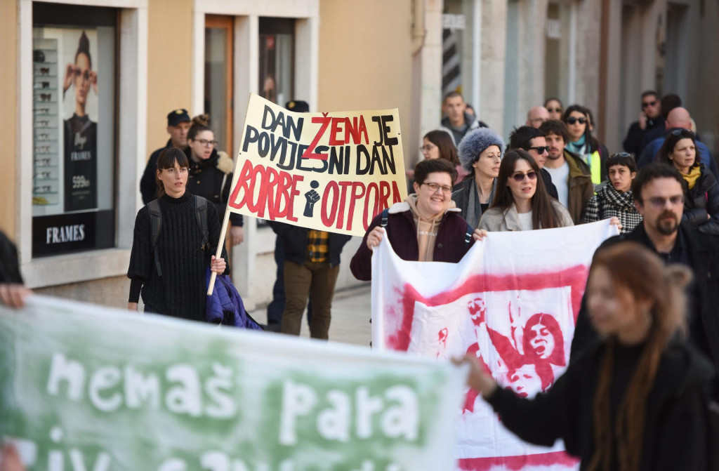 Prošlogodišnji marš članova kluba studenata sociologije Antifjaka na Sveučilištu u Zadru povodom Dana žena