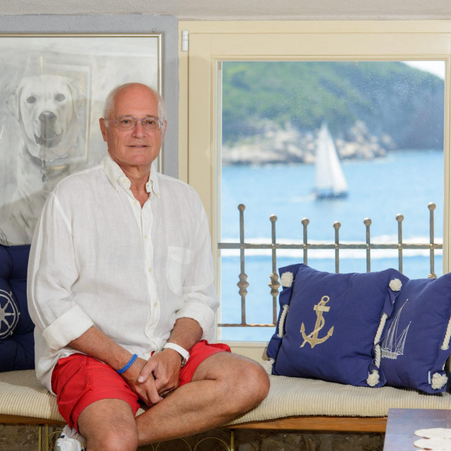 Davor Štern u svom stanu u Dubrovniku, kolovoz 2014.&lt;br /&gt;
&lt;br /&gt;
 