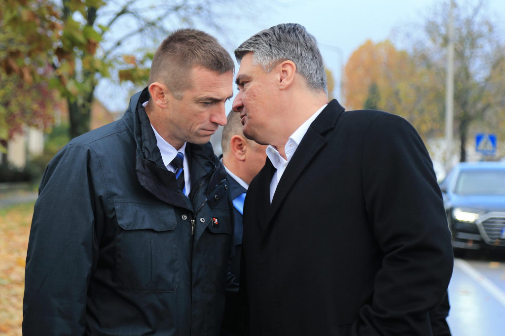 &lt;p&gt;Ivan Penava i Zoran Milanović u povjerljivom razgovoru&lt;/p&gt;
