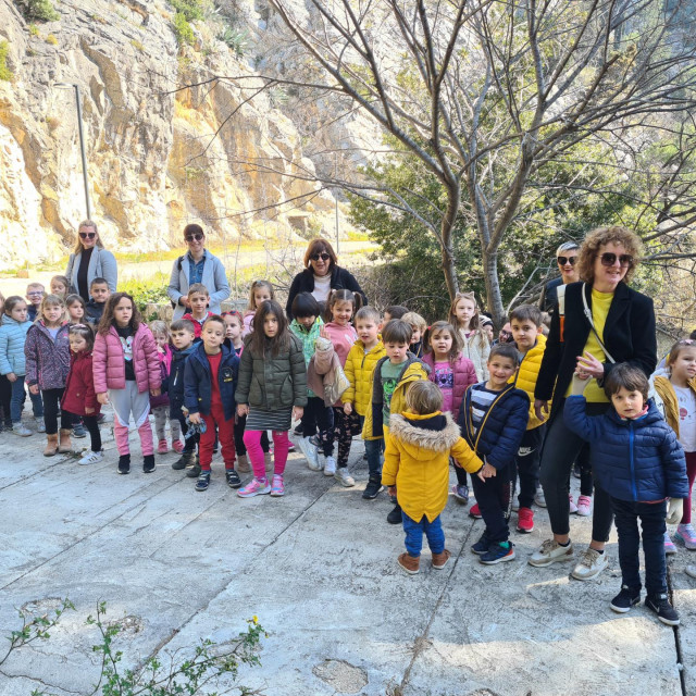 &lt;p&gt;Povodom obilježavanja Svjetskog dana voda, djeca DV Pile posjetila izvor rijeke Omble&lt;/p&gt;
