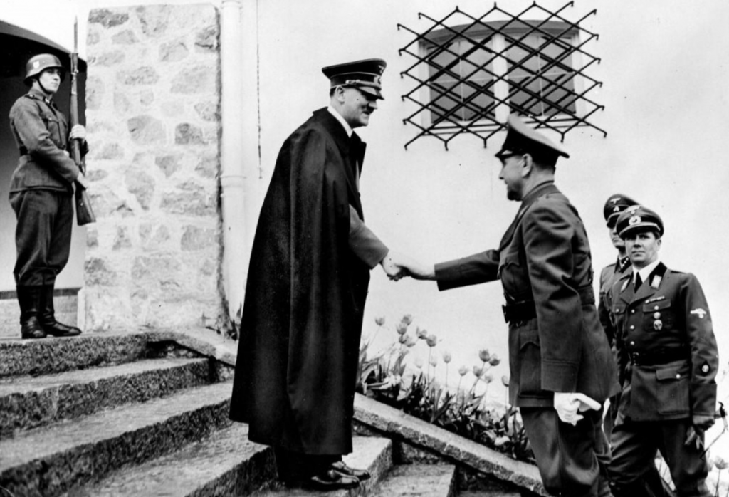 &lt;p&gt;Hitler i Ante Pavelić&lt;/p&gt;
