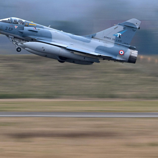 &lt;p&gt;Francuski Mirage 2000 presreo je putnički avion kojeg je oteo mladi Slovak u Italiji&lt;/p&gt;