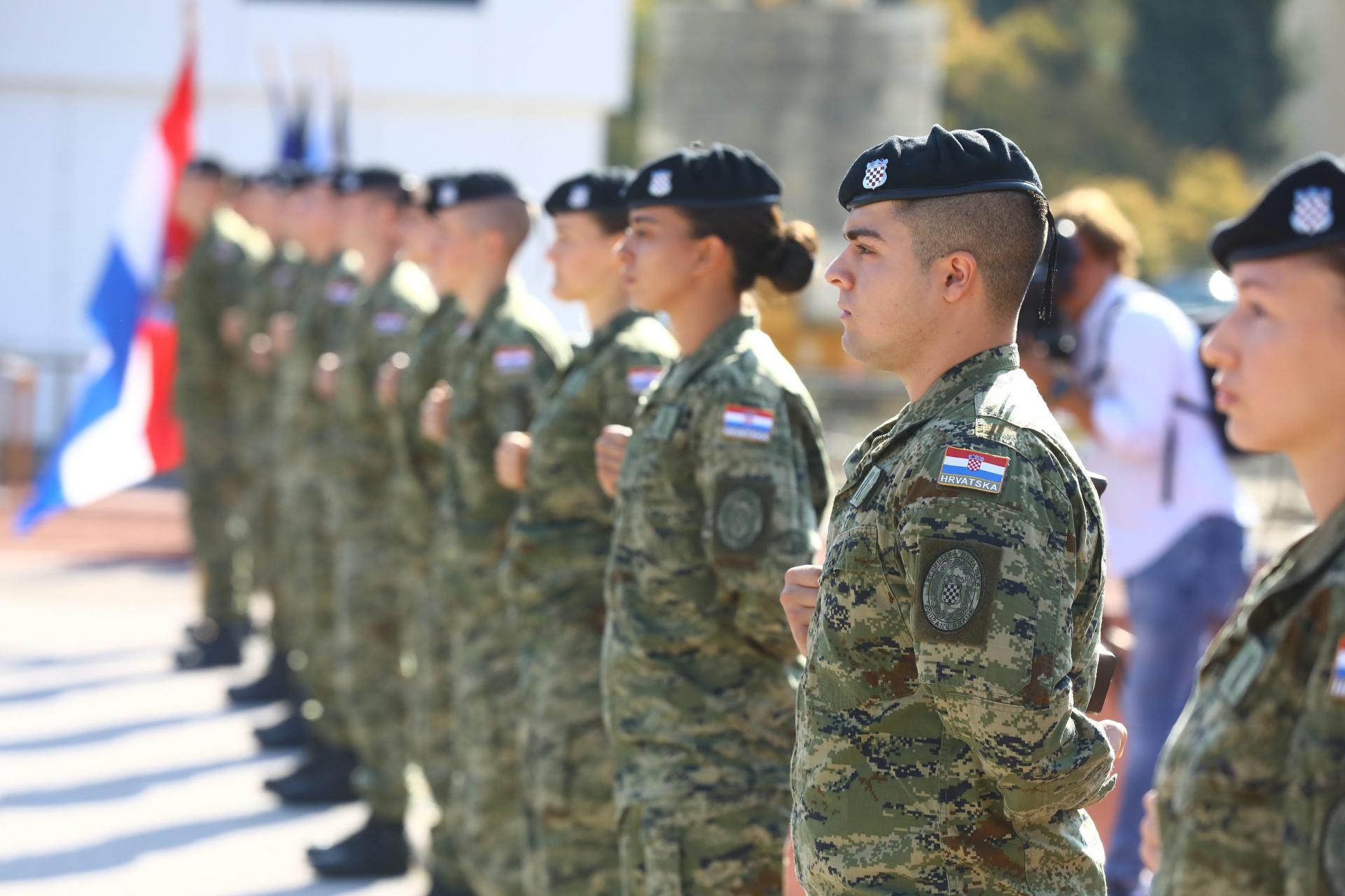 Slobodna Dalmacija Hrvatska među osam članica NATO a koje za obranu