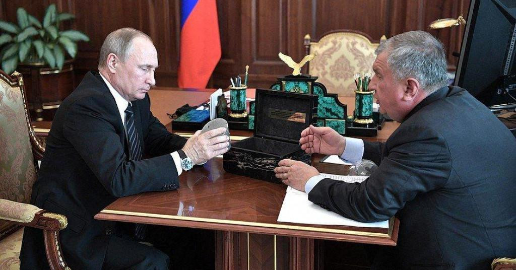 &lt;p&gt;Vladimir Putin i Igor Sečin, šef Rosnefta&lt;/p&gt;