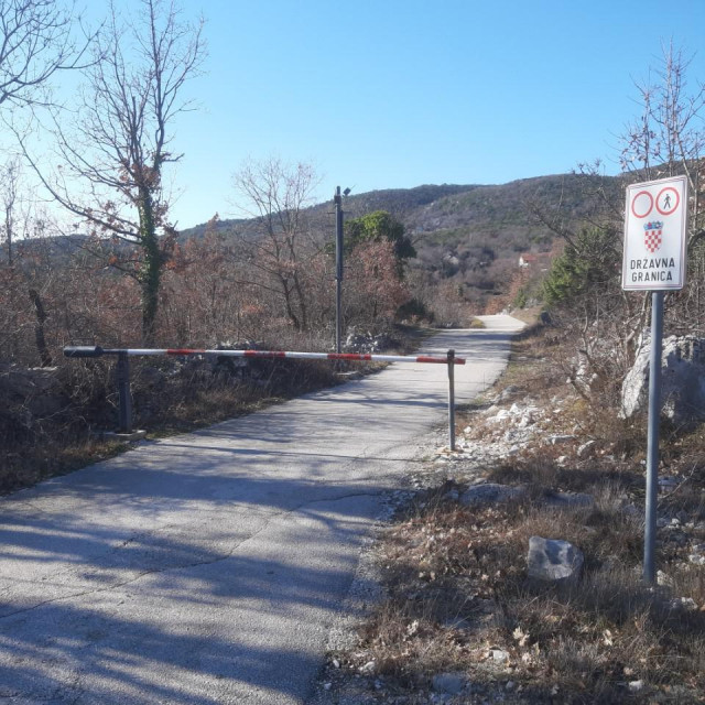 &lt;p&gt;Granica između Hrvatske i BiH u Kašću&lt;/p&gt;