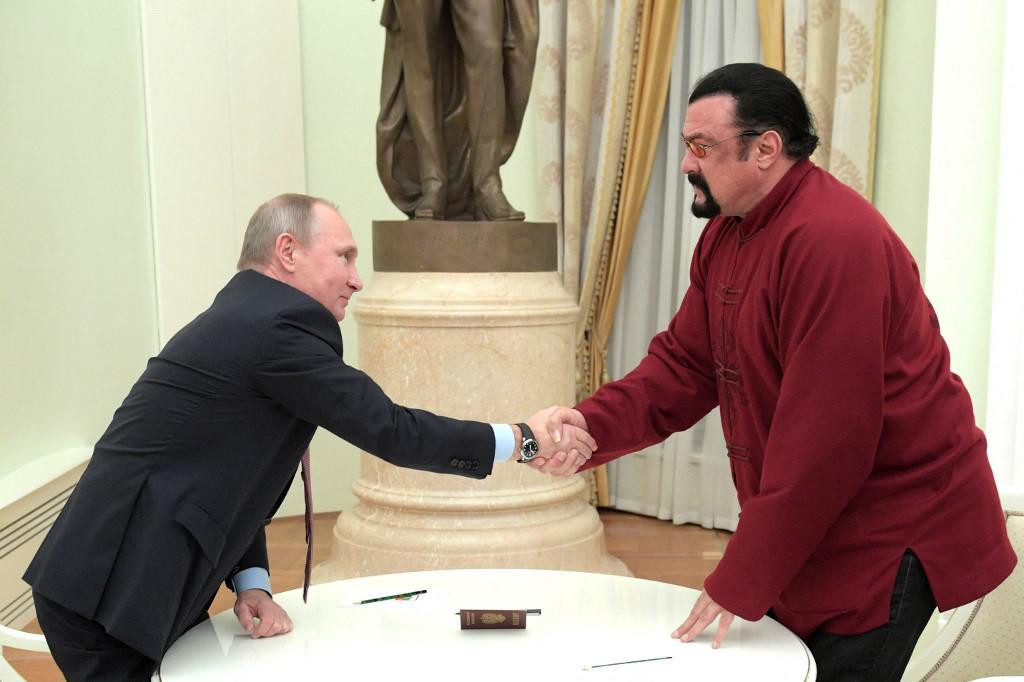 &lt;p&gt;Putin i Seagal, rukovanje prije šest godina još nije izgubilo na stisku&lt;/p&gt;