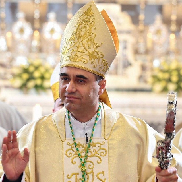 &lt;p&gt;Dubrovački biskup mons. Roko Glasnović poželio je vjernicima sretan Uskrs&lt;/p&gt;