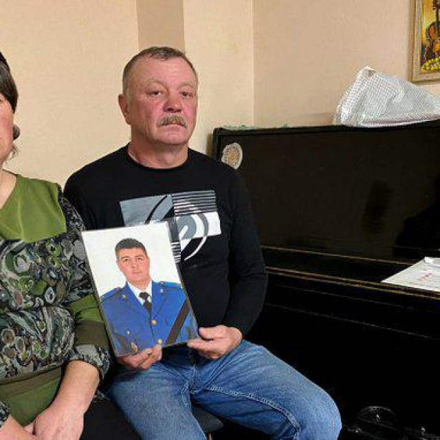 <p>Obitelj opakuje smrt pilota</p>