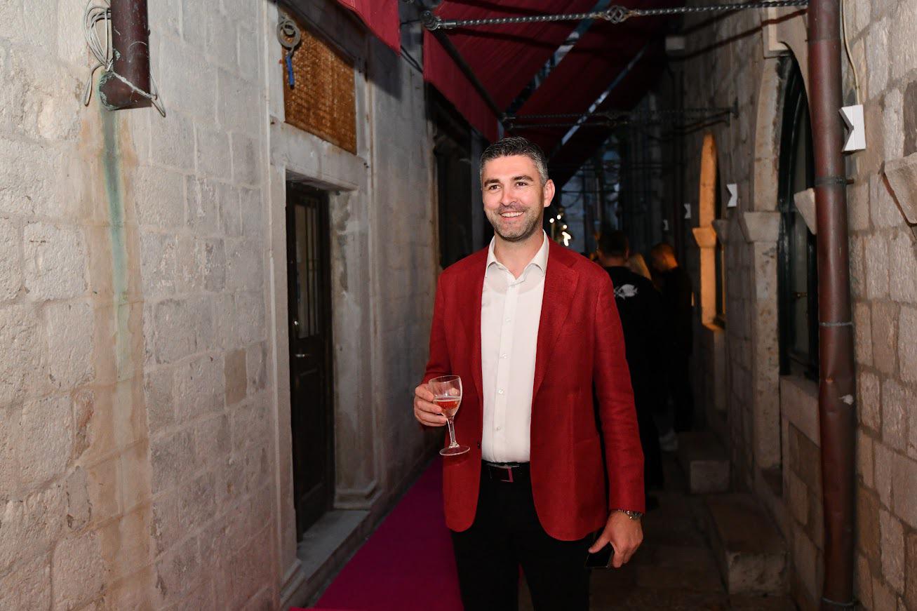 U Dubrovniku je otvoren prvi gay bar, okupile se poznate face 21917096