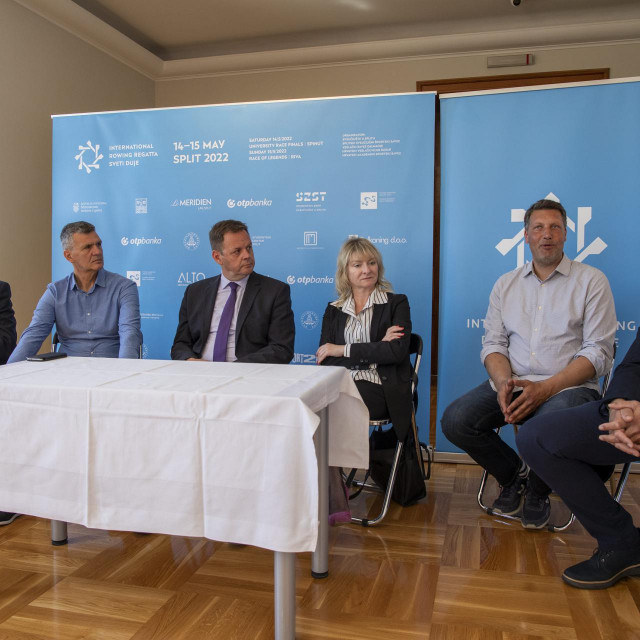 &lt;p&gt;Prorektor Tomislav Kilić, Mario Negotić, predsjednik HVK Gusar Ivica Botica, direktorica OTP banke Silvia Bareša, Luka Grubor i Nikša Skelin&lt;/p&gt;