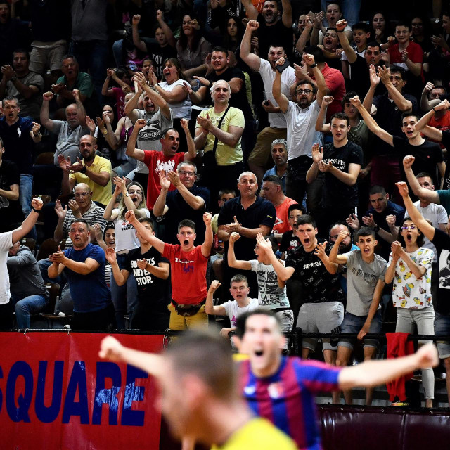 &lt;p&gt;Druga utakmica polufinala doigravanja za prvaka Hrvatske: Square - Futsal Pula (Gospino polje slavi pogodak Gordana Duvančića za 1:0 u 3. minuti)&lt;/p&gt;