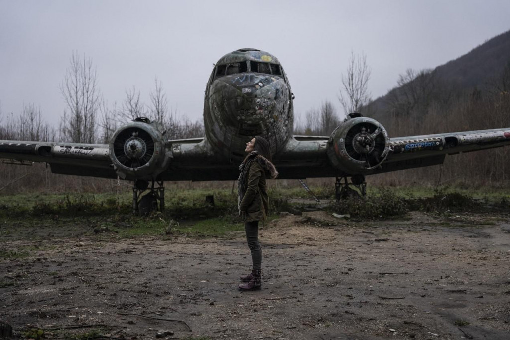 &lt;p&gt;Sanja Vrančić snimila spot na napuštenom vojnom aerodromu&lt;/p&gt;