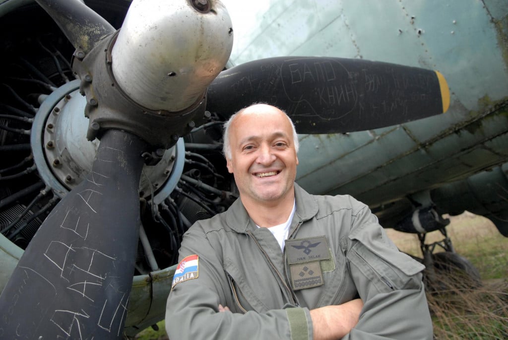 &lt;p&gt;Ivan Selak s&lt;strong&gt; &lt;/strong&gt;MiG-om 21 preletio je iz Užica u Zagreb&lt;/p&gt;