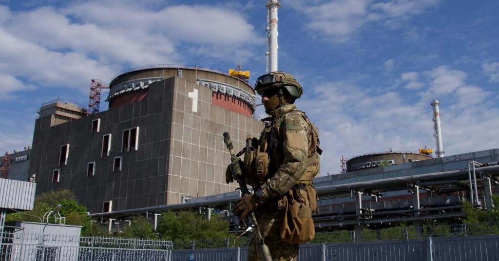 &lt;p&gt;Ruski vojnik ispred nuklearne elektrane u Zaporožju&lt;/p&gt;