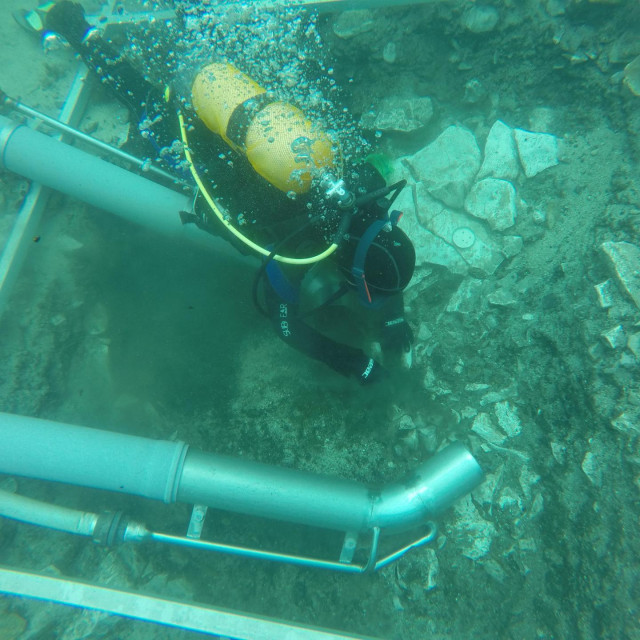 &lt;p&gt;Nastavljena su podmorska arheološka istraživanja potopljenog prapovijesnog naselja kod rta Soline na otoku Korčuli&lt;/p&gt;