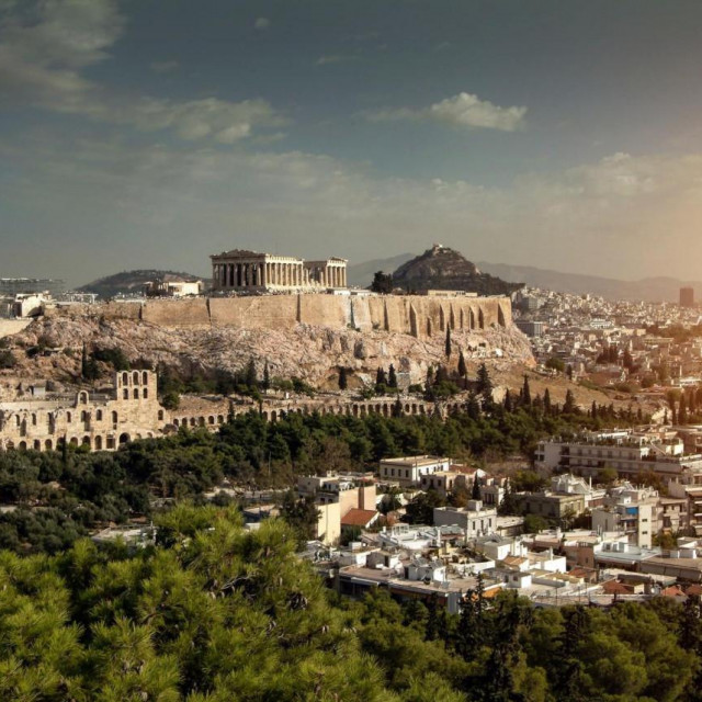 &lt;p&gt;Partenon, antički hram posvećen božici Ateni&lt;/p&gt;