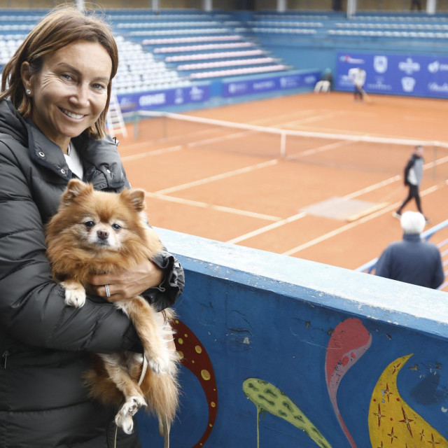 &lt;p&gt;Zagreb, 270422.&lt;br /&gt;
TC Maksimir.&lt;br /&gt;
Teniski turnir Zagreb Ladies Open. Tara Wurth (CRO) - Antonia Ruzic (CRO)&lt;br /&gt;
Na fotografiji: Iva Majoli.&lt;br /&gt;