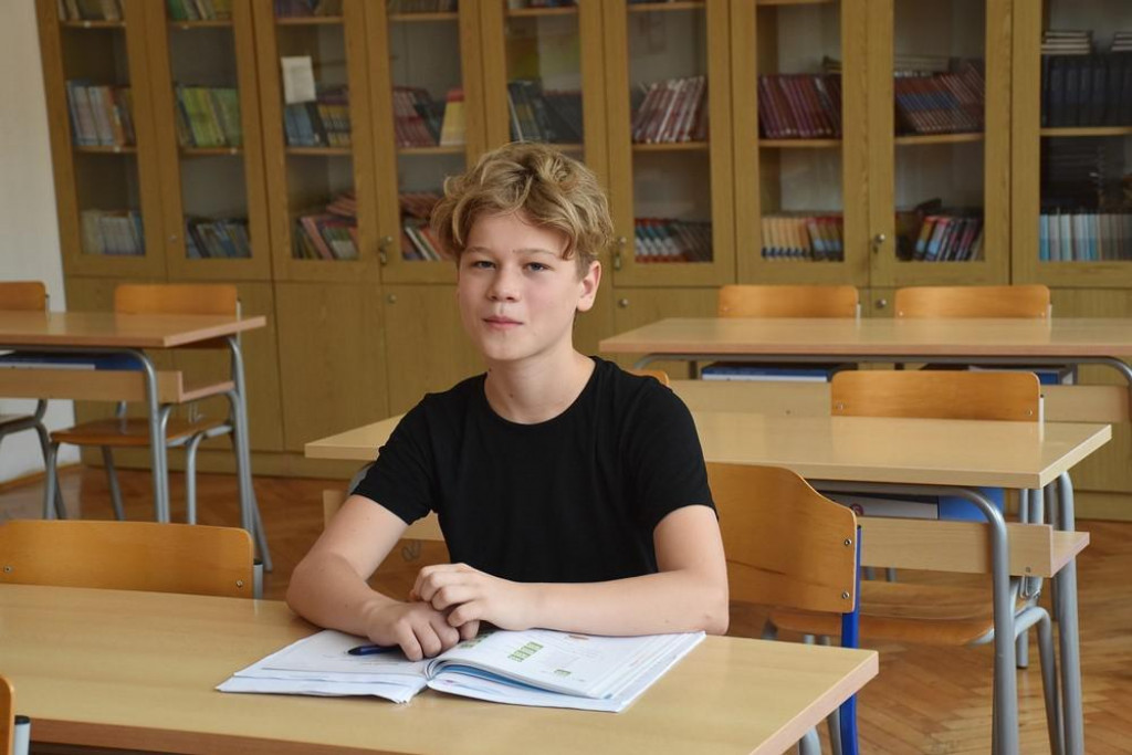 &lt;p&gt;Mihael, 13-godišnji dječak iz ukrajinskoga Harkiva vrijedno uči hrvatsk&lt;/p&gt;