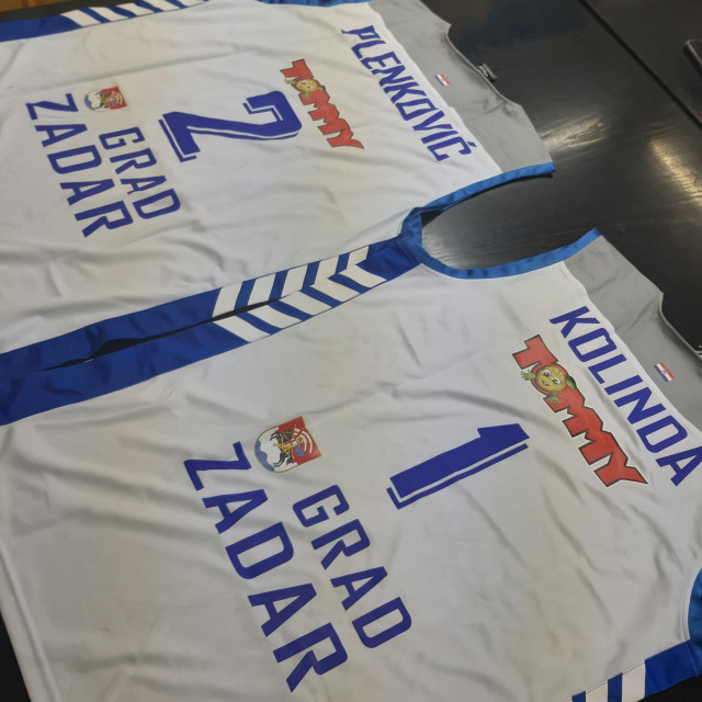 <p>Dresovi KK Zadar za Kolindu i Plenkovića</p>