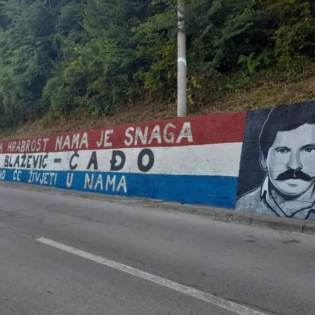 <p>Cesta u banskoj Strugi sa Čađinim muralom točno tamo gdje se dogodio junački čin</p>

<p>&nbsp;</p>