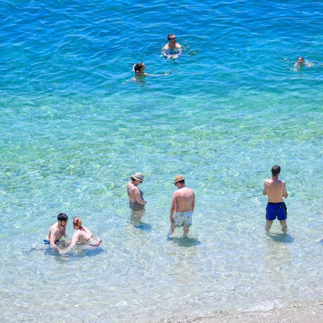 &lt;p&gt;Dubrovnik, 160622. Kupaci na plazi Banje.
