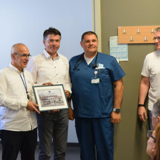&lt;p&gt;Tvrtke Ilirija, Tankerska plovidba iTuristhotel donirali su Općoj bolnici Zadar sredstva za kupnju dva ultrazvučna uređaja&lt;/p&gt;