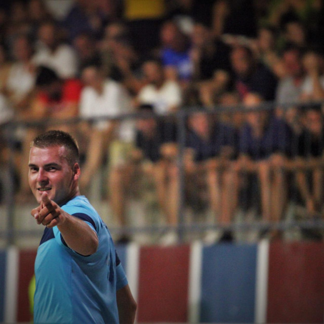 &lt;p&gt;Josip Nebergoj je postigao prva dva pogotka za Medvjediće dobra srca u polufinalu, 4:0 pobjedi protiv Hajduk Mokošica&lt;/p&gt;