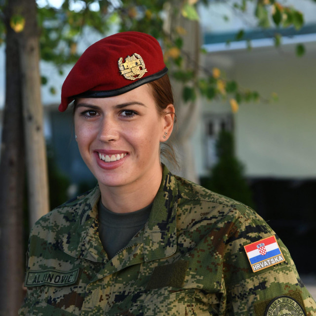 <p>Ivana Aljinovic, pripadnica 4. gardijske brigade.<br />
&nbsp;</p>