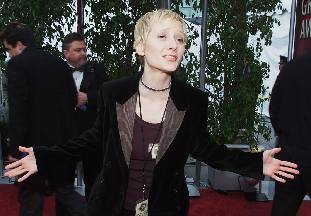 &lt;p&gt;Anne Heche na dodjeli nagrada Grammy  2000. godine u   Los Angelesu&lt;/p&gt;