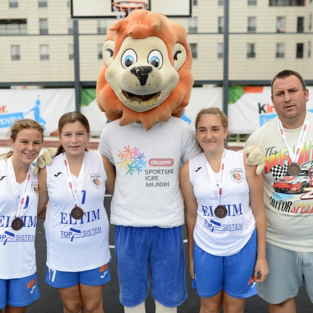 &lt;p&gt;Košarkašice ŽKK Zadar Plus osvojile brončanu medalju na državnoj završnici Kinder turnira u košarci&lt;/p&gt;