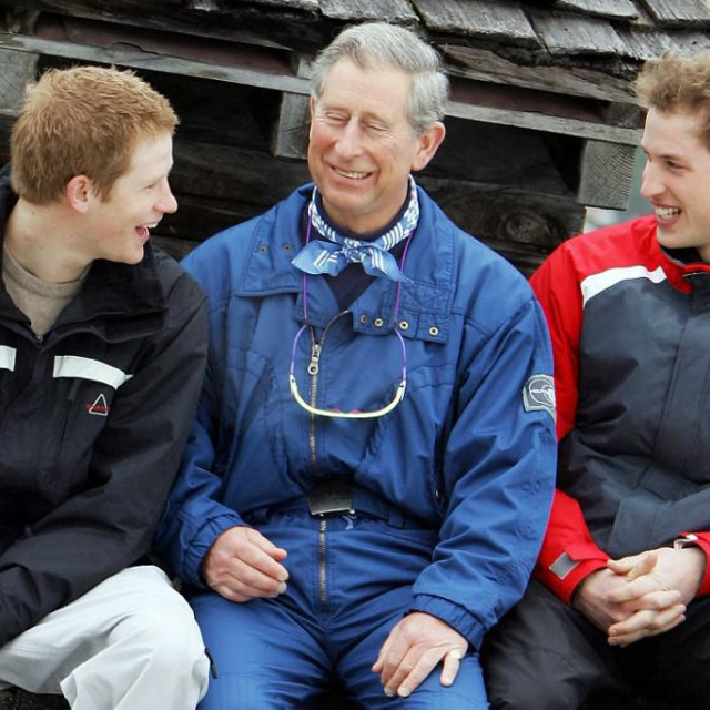 &lt;p&gt;Prinčevi Harry, Charles i William za vrijeme zimskih blagdana u Švicarskoj 2005. godine&lt;/p&gt;