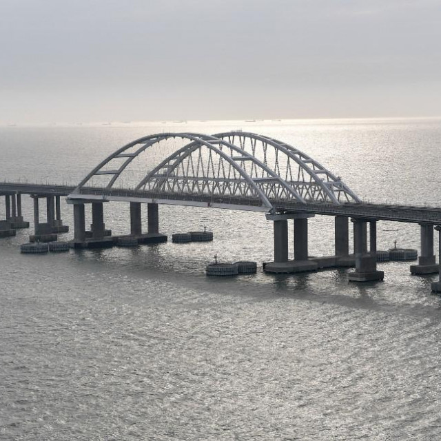 &lt;p&gt;Kerčki most povezuje Rusiju s Krimom&lt;/p&gt;