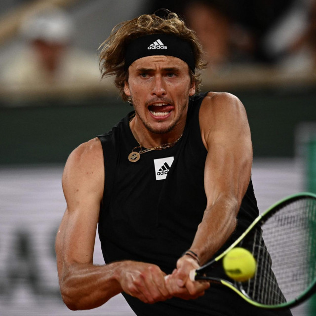 &lt;p&gt;Germany&amp;#39;s Alexander Zverev plays a backhand return to Spain&amp;#39;s Rafael Nadal during their men&amp;#39;s semi-final singles match on day thirteen of the Roland-Garros Open tennis tournament at the Court Philippe-Chatrier in Paris on June 3, 2022. (Photo by Christophe ARCHAMBAULT/AFP)&lt;/p&gt;