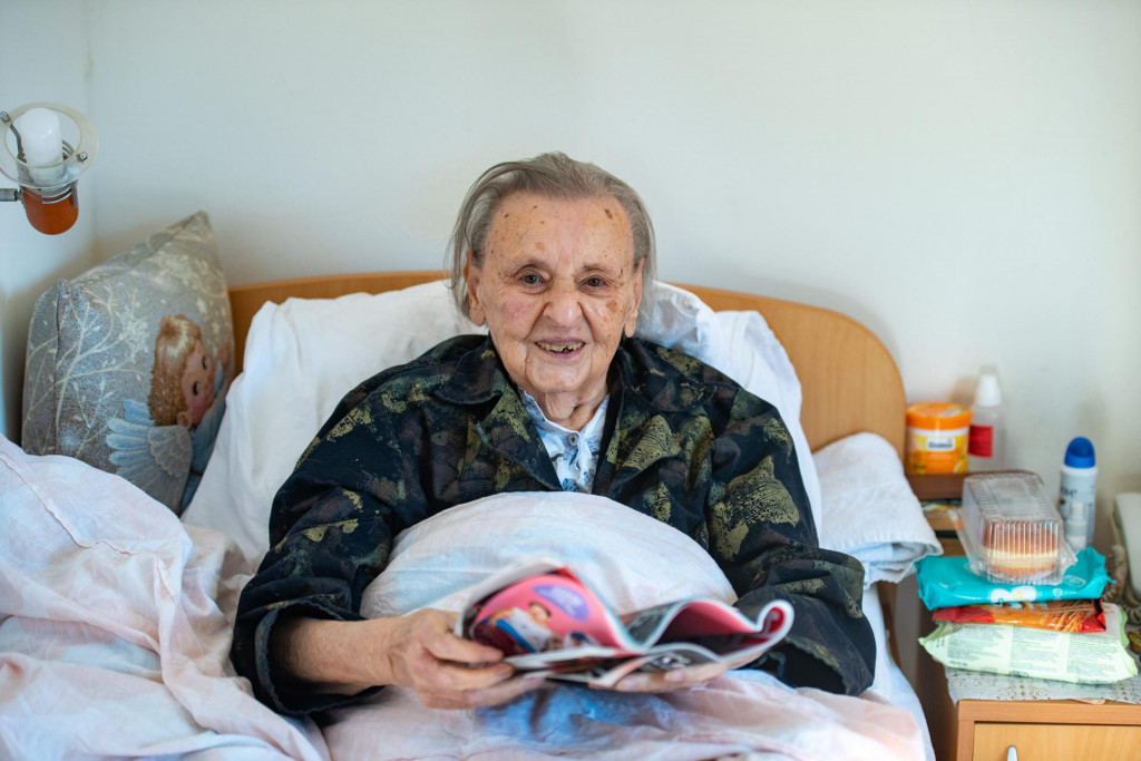 &lt;p&gt;&lt;br /&gt;
Paula Banac lani je u listopadu napunila 104 godine kao najstarija korisnica dubrovačkog doma umirovljenika&lt;/p&gt;