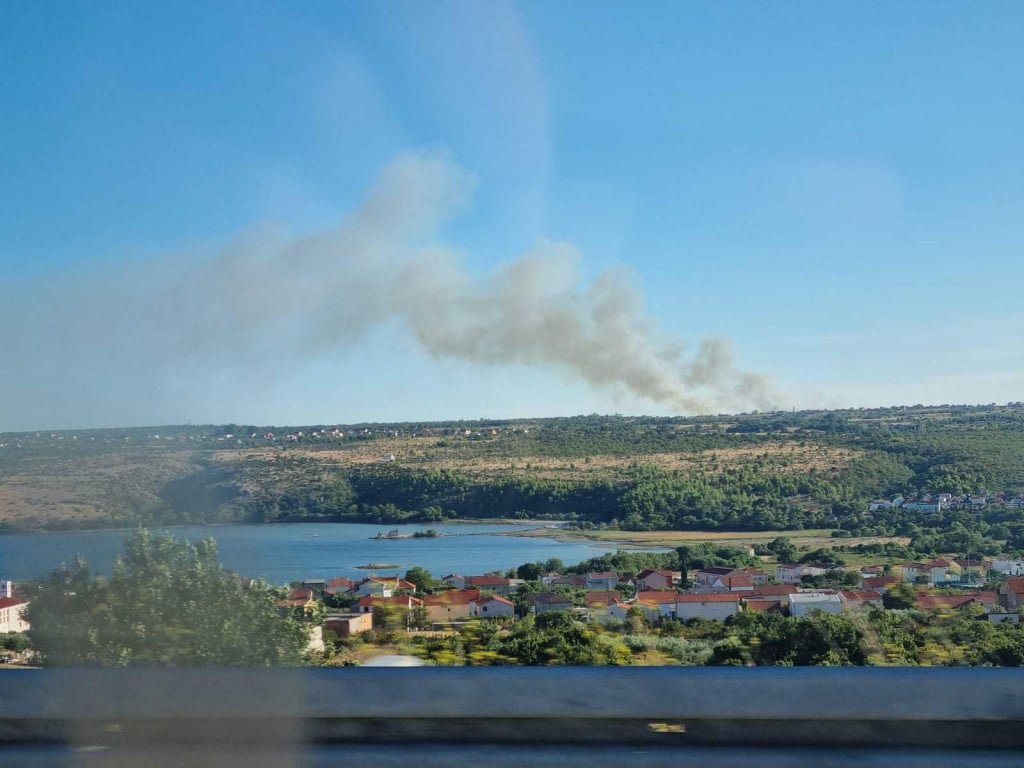 &lt;p&gt;Požar kod Islama Latinskog&lt;/p&gt;