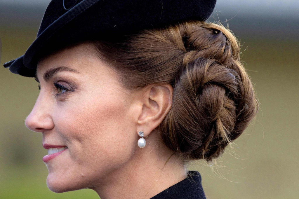 &lt;p&gt;Princeza od Walesa je treći put ovog tjedna nosila biserne naušnice koje su svojevremeno pripadale kraljici Elizabeti II.&lt;/p&gt;