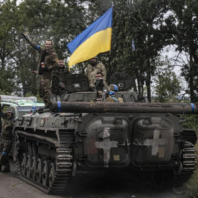 &lt;p&gt;Kad Ukrajinska vojska postiže uspjehe sa starim tenkovima, što bi tek s novima?&lt;/p&gt;

&lt;p&gt; &lt;/p&gt;

&lt;p&gt; &lt;/p&gt;