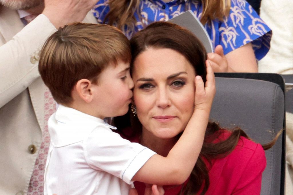 &lt;p&gt;Princeza Kate je rekla kako četverogodišnji Louis postavlja puno pitanja pokušavajući razumjeti &lt;/p&gt;