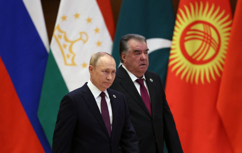 &lt;p&gt;Ruski predsjednik Putin s predsjednikom Tadžikistana Emomalijem Rahmonom&lt;/p&gt;