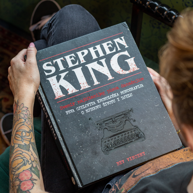 &lt;p&gt;&lt;em&gt;Stephen King – Svemir najčitanijeg pisca današnjice&lt;/em&gt;&lt;/p&gt;