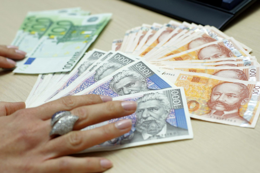 &lt;p&gt;Glavnu ulogu u postupku zamjene valute imat će banke, Fina i Hrvatska pošta&lt;/p&gt;